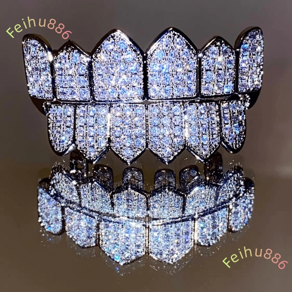 Customized 18K White Gold Plated Moissanite Vampire Teeth Grills S925 D VVS Moissanite Grillz