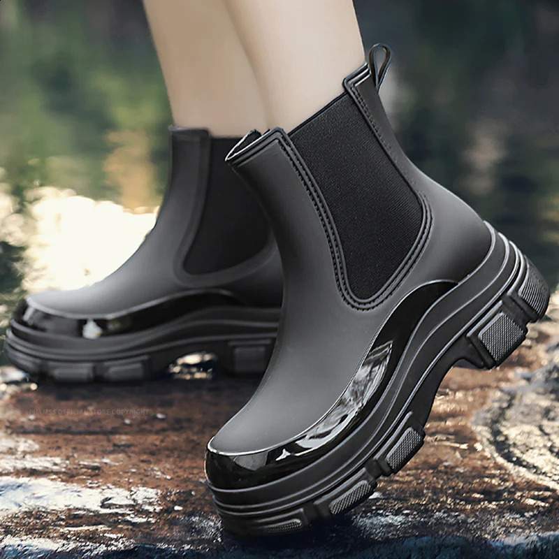 Rain Shoes Women Mid Calf Chelsea Boots Fashion Non-Slip Rubber Rain Boots All-Season Comfortable Students Waterproof Shoes 250815