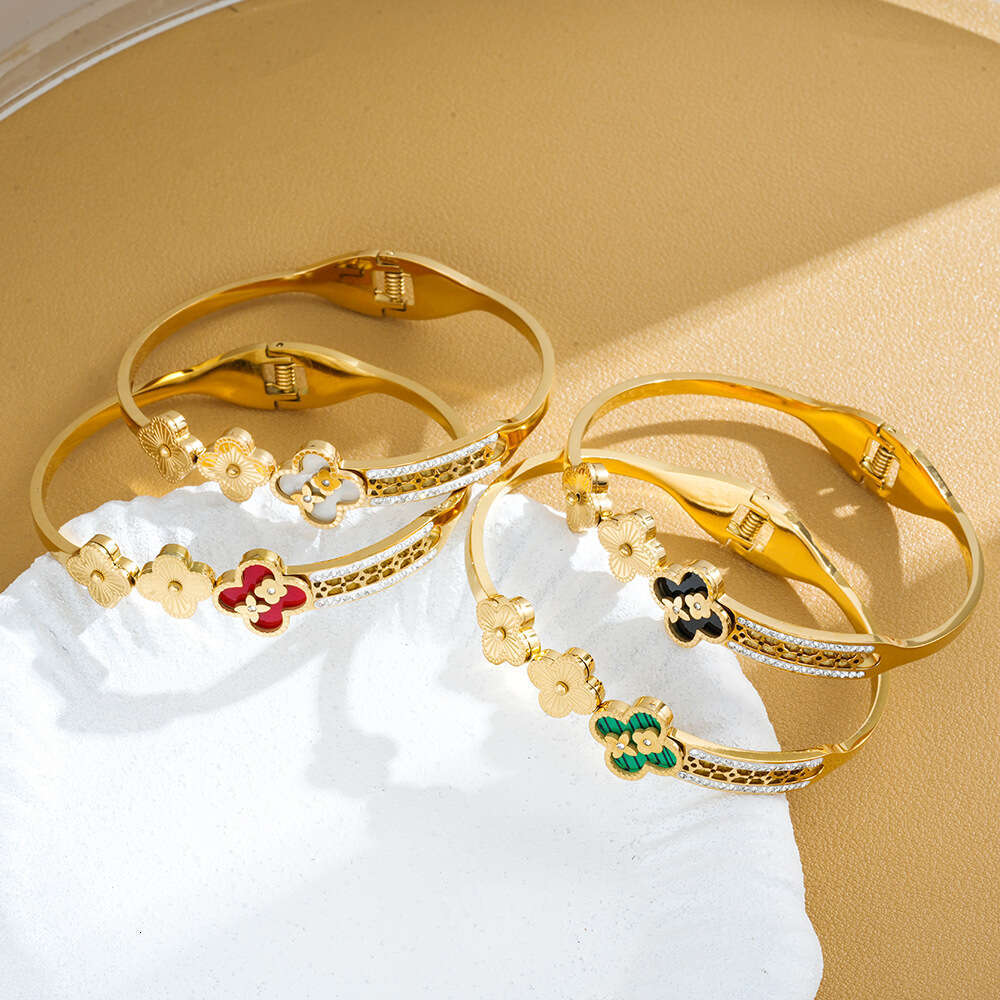Luxury jewelry designer bracelet for women fashion simple four leaf clover titanium steel bracelet female niche light luxury diamond shell spring br