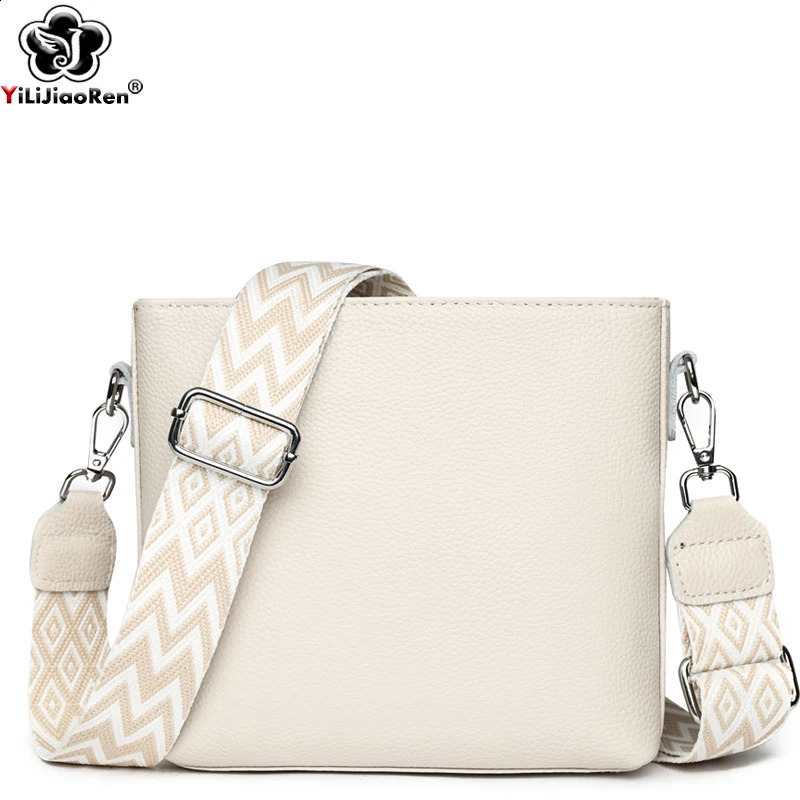 100% Genuine Leather Crossbody Bag Women Fashion Wide Strap Shoulder Bag Ladies Cowhide Messenger Bag Small Handbag and Purse 250815