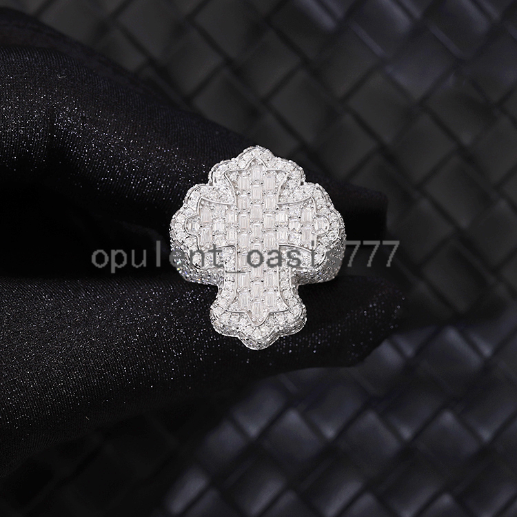 Fully Iced Out Jewelry Hip Hop Ring Gold Plated 925 Sterling Silver Vvs Baguette Moissanite Diamond Cross Ring