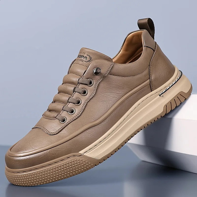 Cow Leather Mens Board Shoes Soft-soled Casual Platform Sneakers Men Spring Autumn Sports Zapatos De Hombre 250814