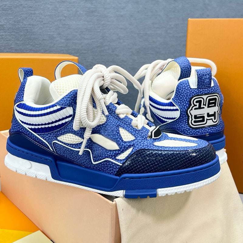 Men Womens Skate Sneaker Designer basketball board shoes Fashionable Womens calf leather casual shoes rubber outsole with Monogram Flowers