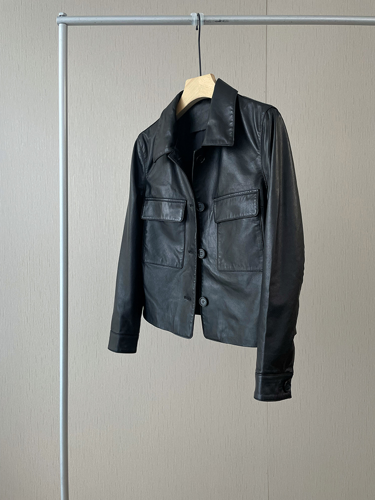 Leather ultra soft high-end ma-j */e square neck black short sheepskin jacket jacket