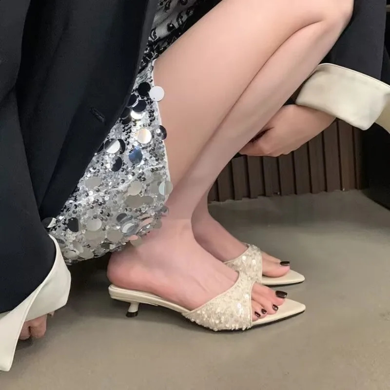 Womens Summer Low Heel Sequin Slippers Elegant Open Toe Party Dress Shoes Fashion Outdoor Ladies Slides 250814