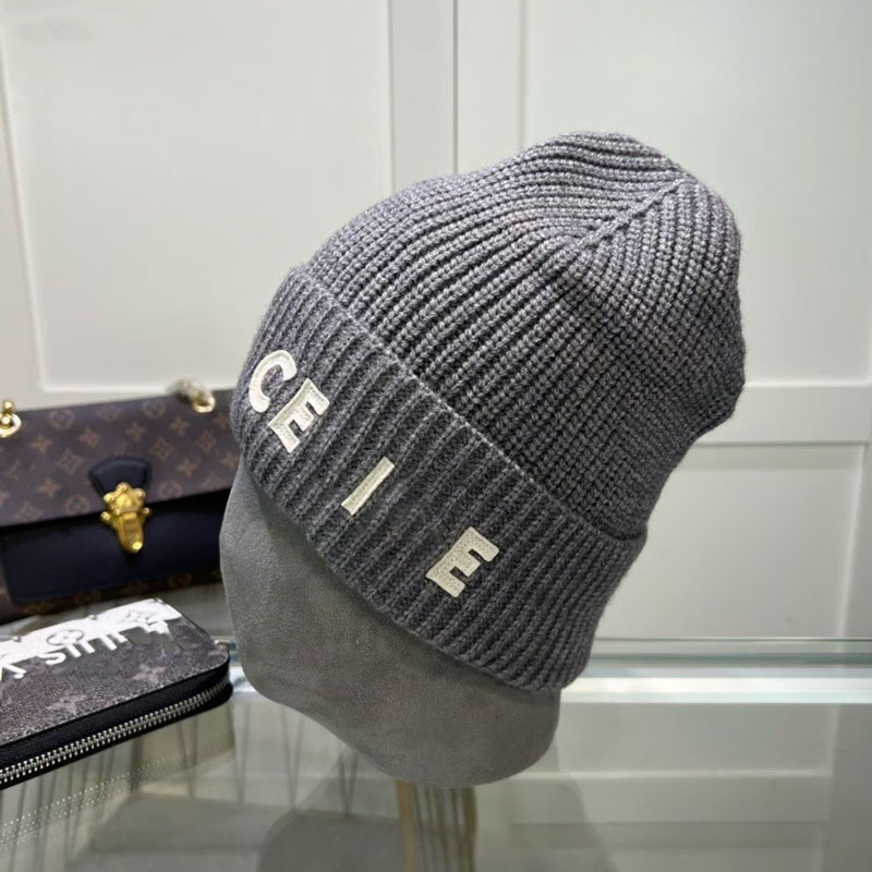 Designer knitted caps, men's and women's brim caps, CH embroidered wool caps, warm caps, black and white borderless caps, woolen caps