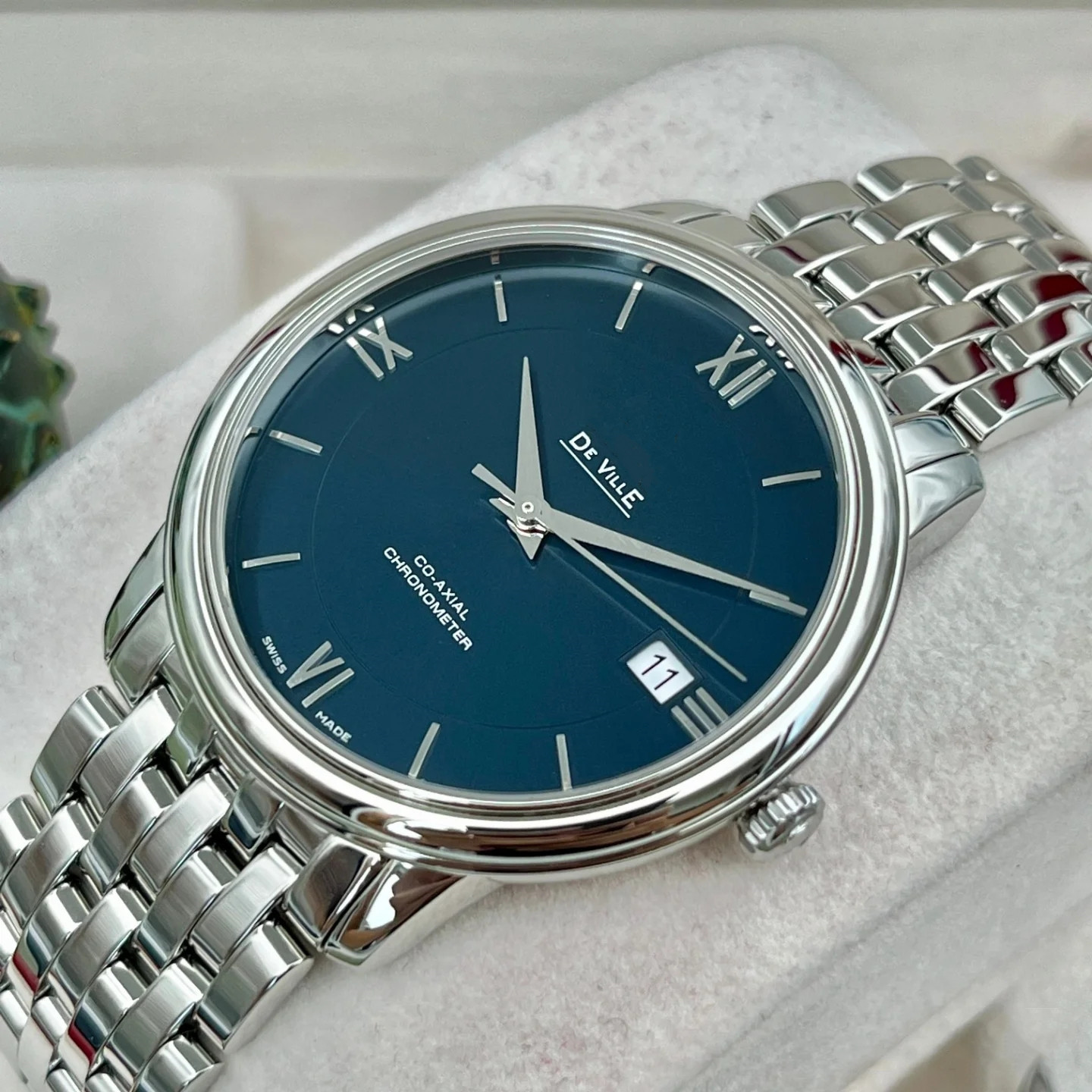 AAA Swiss watch for men, automatic mechanical, astronomical grade, stainless steel case, stainless steel bracelet, large dial, blue sea pattern dial
