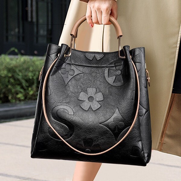 Free Shipping Luxury Bag Designer Bag Women's Hot-selling New Bucket Bag High-end Fashion Embossed Handbag Large Capacity Mother-daughter Shoul
