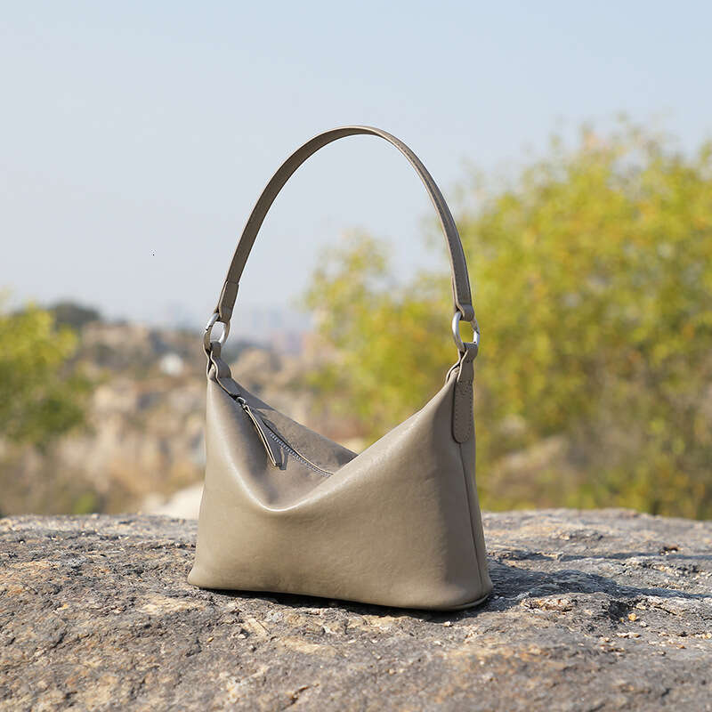 Top Layer Vegetable Tanned Leather Underarm Classic Hobo Spring Summer Versatile Shoulder Crossbody Bag