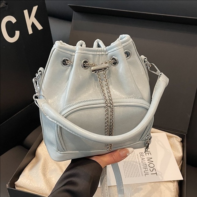 Free Shipping Designer Bag Luxury Bag High-end Chain Drawstring Handheld Bucket Bag For Women 2025 New Vintage Niche Exquisite Single Shoulder Cross