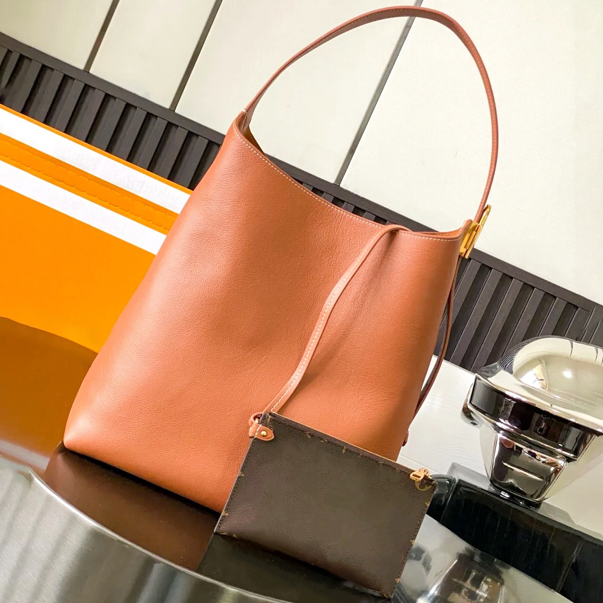 10a Lows Key Hobo Tote shopper bag Womens mens Shoulder Bag Designer handbag Luxury Leather Crossbody Even bag Brown Flower Diaper purse Clutch poch