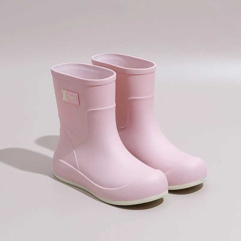 2025 Nouvelles chaussures de pluie pour femmes chaussures imperméables non glissantes