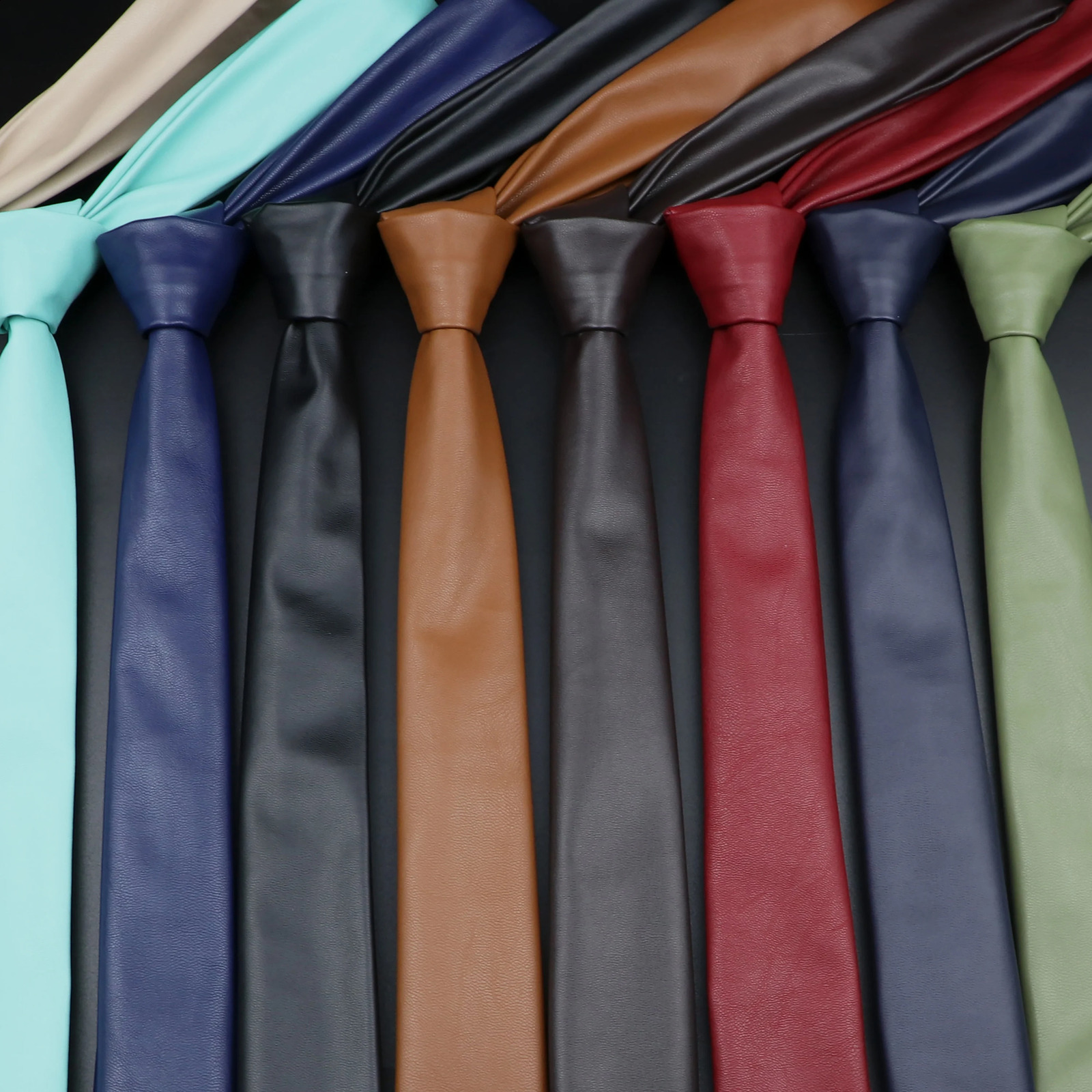 Mens Novelty PU Leather Ties Casual Solid Colorful Red Black Blue Pink PU Neckties Necktie Wedding Business Suit Shirt Tie 250815
