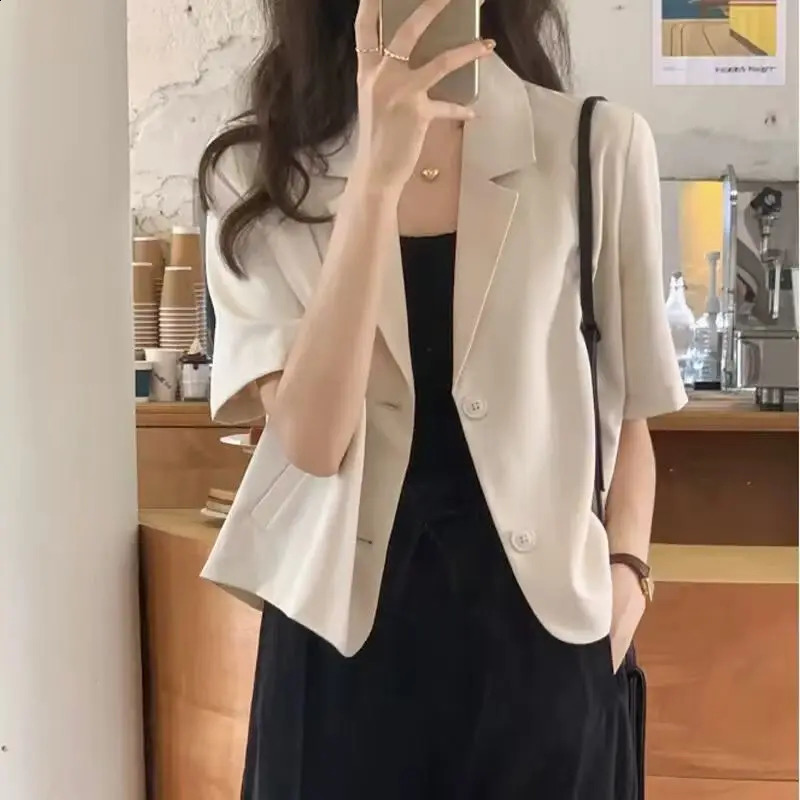 Shortsleeved Suit Jacket for Women Summer French 2025 Thin Niche Casual Tops to Make Them Look 250808