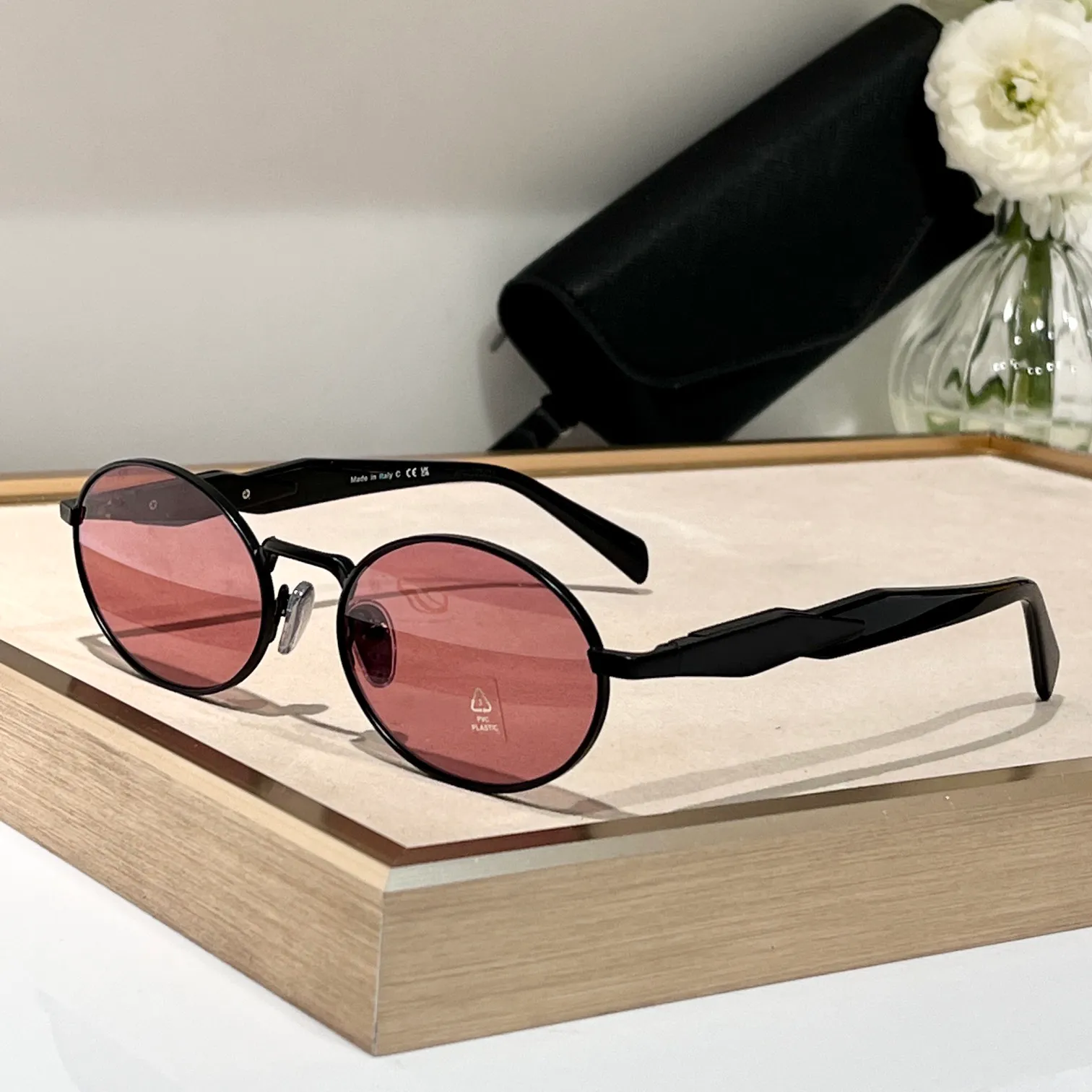 Top quality black sunglasses for women mens 65z Sunglasses designer with box Luxury sunglasses oval sunglasses Travel sunglasses Goggles uv400 polar