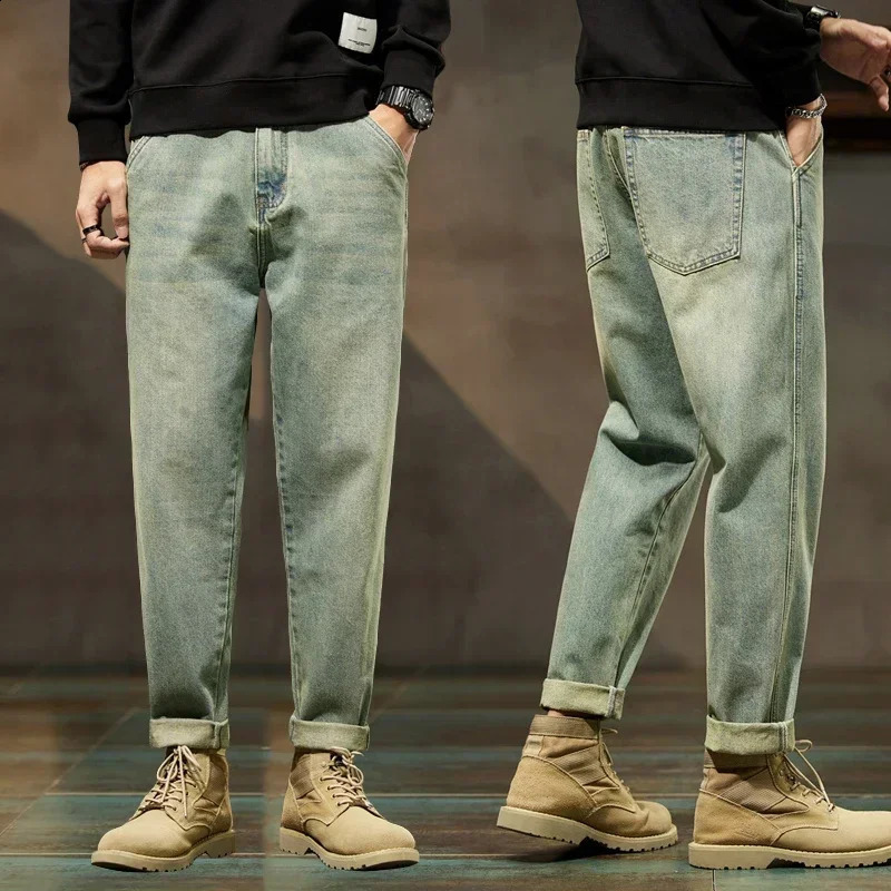 2025 Automne et hiver lâche et polyvalent pantalon harem rétro simple couleurs solides confortables jeans polyvalents pour men250813 confortable