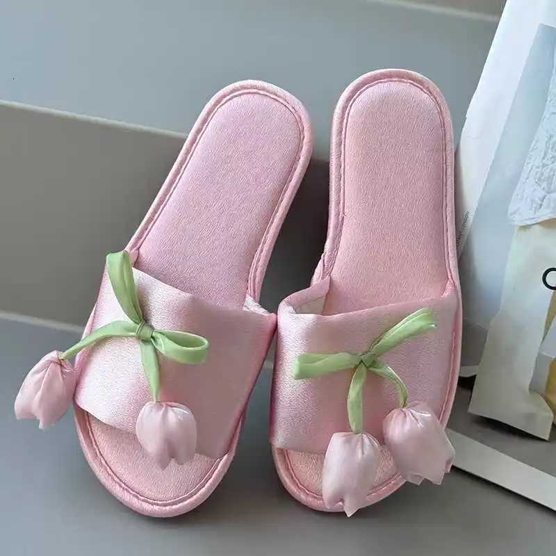 2023 New Lovely Flower Silk Soft Sole Non-Slip Lightweight High Quality He Floor Outdoor Slippers Y250818