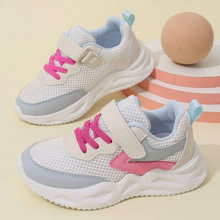 Chaussures pour enfants Girls Running School Spring Casual Sports Kidszworld Toddler Mesh Non Slip Sneakers Chaussures Taille 26 - 37 K0234