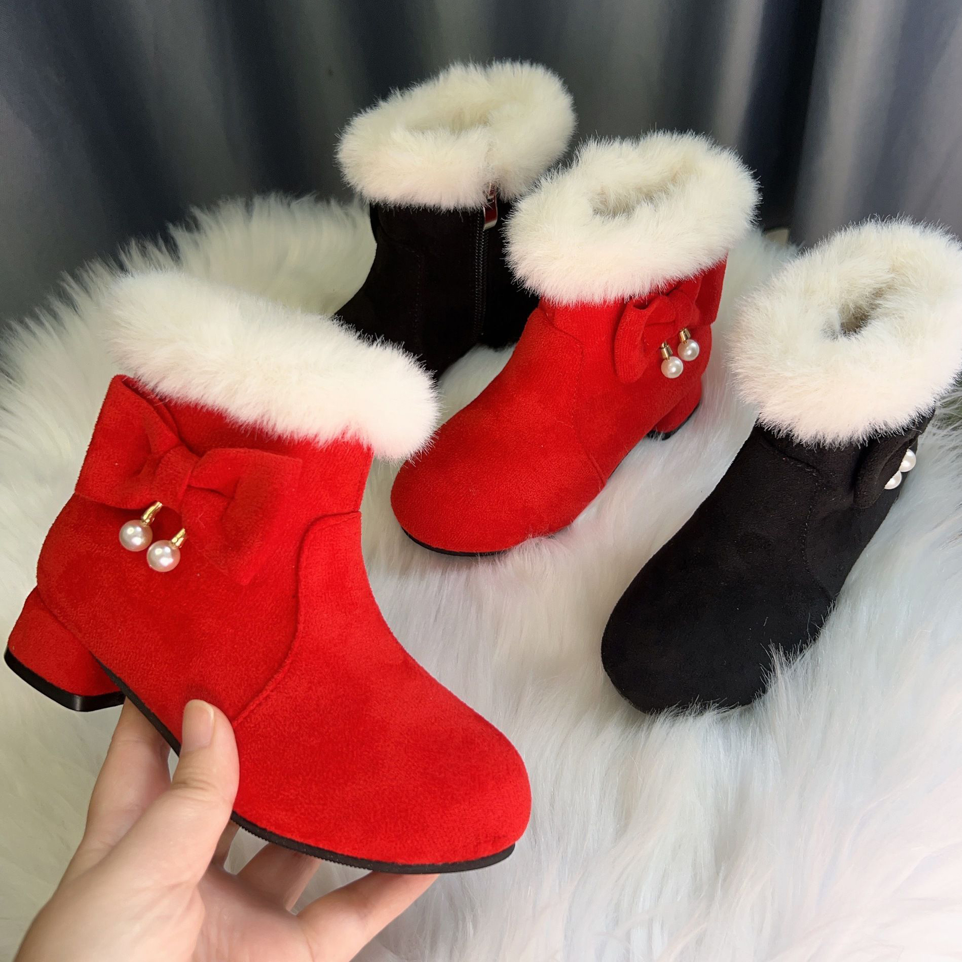 Filles noires rouges bottes de neige hiver confortables filles chaudes épaisses pour enfants bottes kidszworld kiddler kids daide bottes en plein