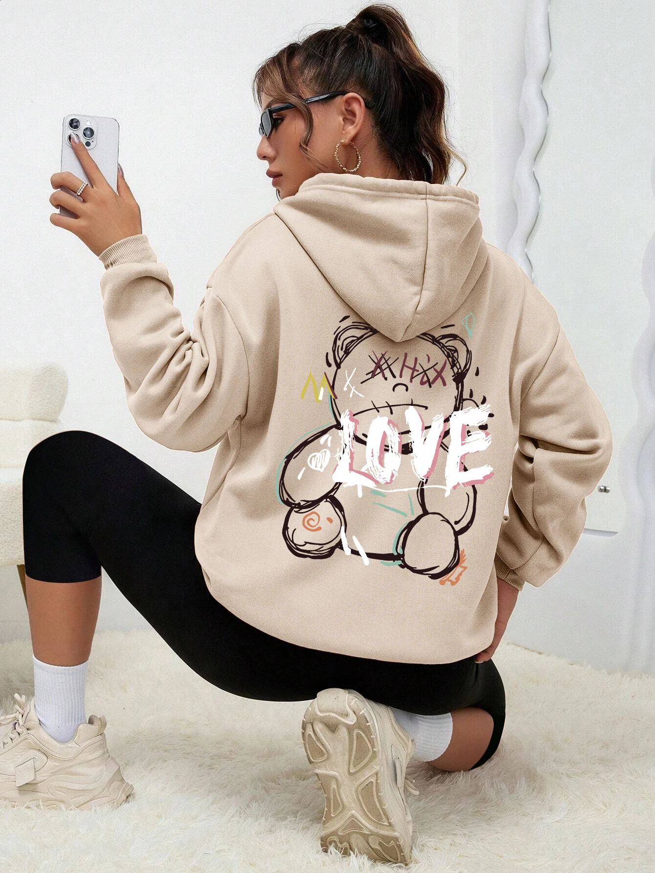 Graffiti Line Bear Simple Print Female Hoody Harajuku SXxl Sweatshirt Fashion Casual Street Hooded Autumn Warm Streetwear Women 250805