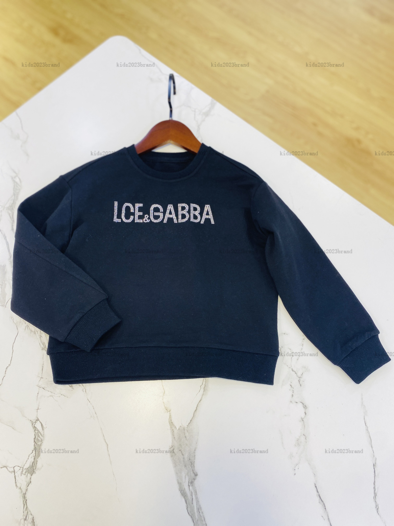 Nouveaux bébés à capuche cousue en diamant lettres enfant pull fille pull itinér des vêtements de créateurs d'automne