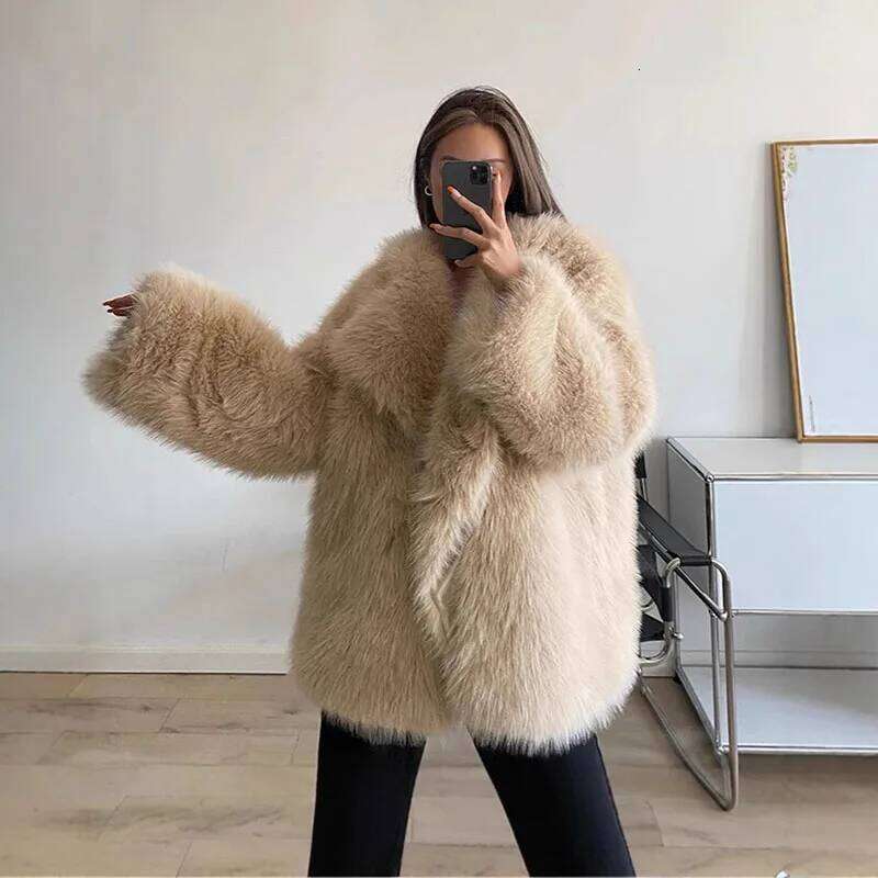 2025 New Winter Women's Fashion Temperament Lapel Solid Color Women & Faux Fur Coat Feminine Elegance H368 250818