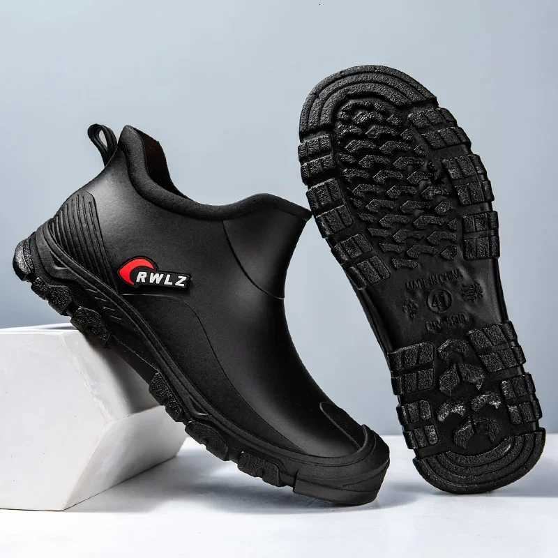Rain Boots for Men Reliable All-Season Non-Slip Waterproof Rubber Shoes for Fishing Work Car Wear-Resistant Water Boots XJ250818