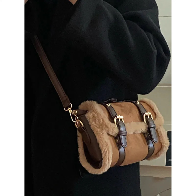 Vintage Fashion Handbag Autumn Winter Womens Bag High-Grade Sense Minority Suede Leather Crossbody Pack Pop 250809