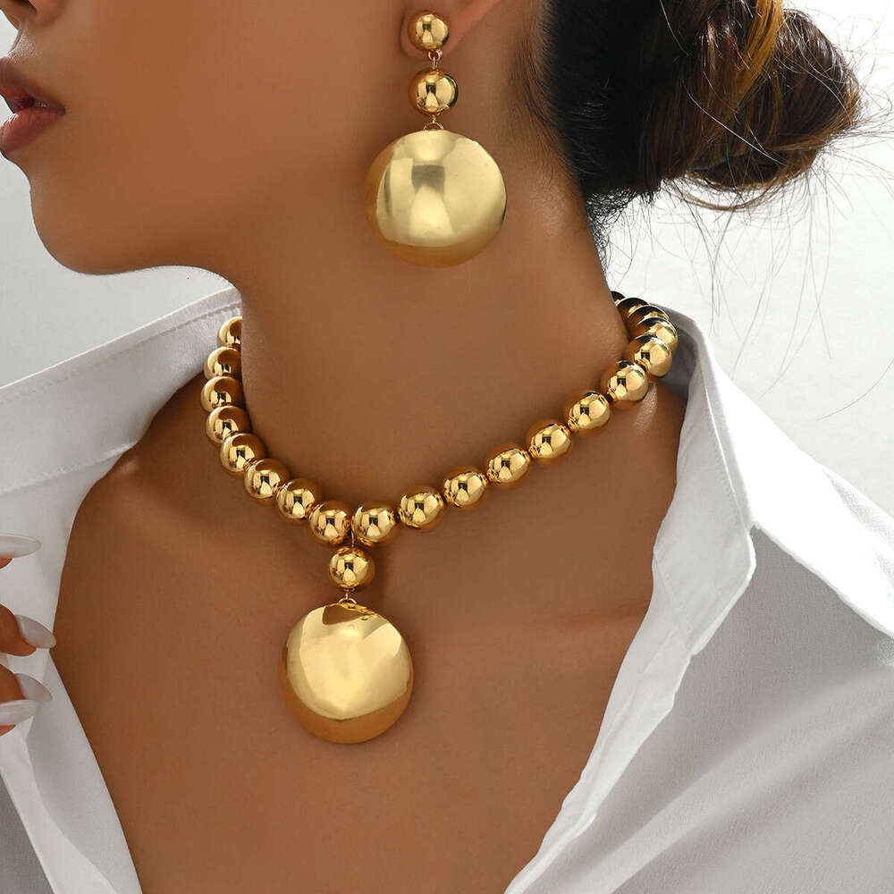 Fashion Women's Jewelry Set Personality Metal Round Bead Necklace Niche High-end Pendant Earrings