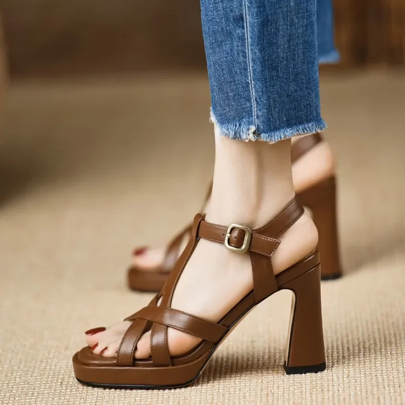 Womens Fashion Waterproof Platform Sandals Round Head Open-toe Line Buckle Soft Sole Anti-slip Wear-resistant High Heels 250814
