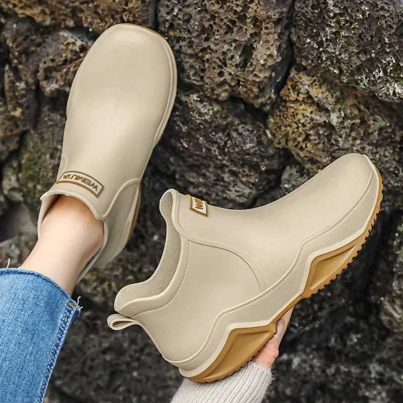 Mens Women Ankle Rain Boots Fi Waterproof Non-slip Comfortable Short Boots High Quality Fur Warm Mens Shoes Winter Autumn XJ250818
