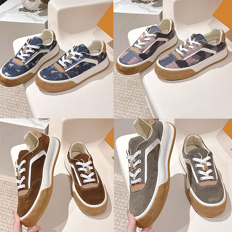 26ss Mens Tilted Sneakers Designer Runway Show Thick Soled Casual Sports Shoes Classic Checkered Pattern on the Upper Of the Shoe TPU Two Tone Outso