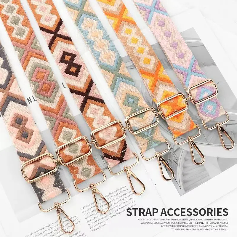 Bandoulière de style ethnique à la mode et polyvalent avec des accessoires de voyage à sacs réglables multifonctionnels 250815
