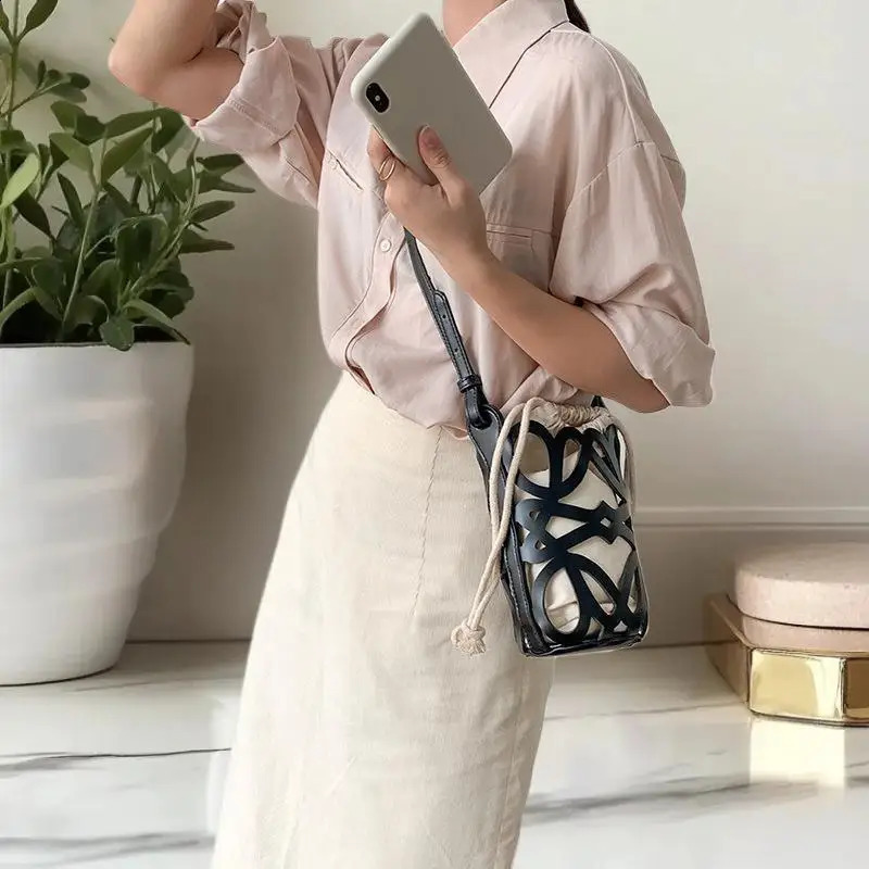Stylish French Bucket Bag with Drawstring for Women; Versatile Canvas Shoulder Purse Gift Ladies 250815