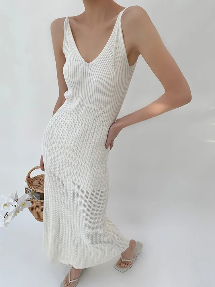 Womens Slim Fit Spaghetti Strap Ankle Length Dress Office Lady Elegant Minimalist V Neck Knit Summer Sleeveless Long 250801