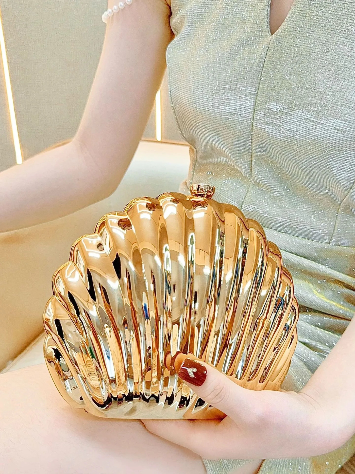 Femmes Silver Gold Shell Sac Mignon Embrayage en soirée en acrylique avec sangle pour la fête de mariage Small Racs Ner Sacs à main Ins 250815