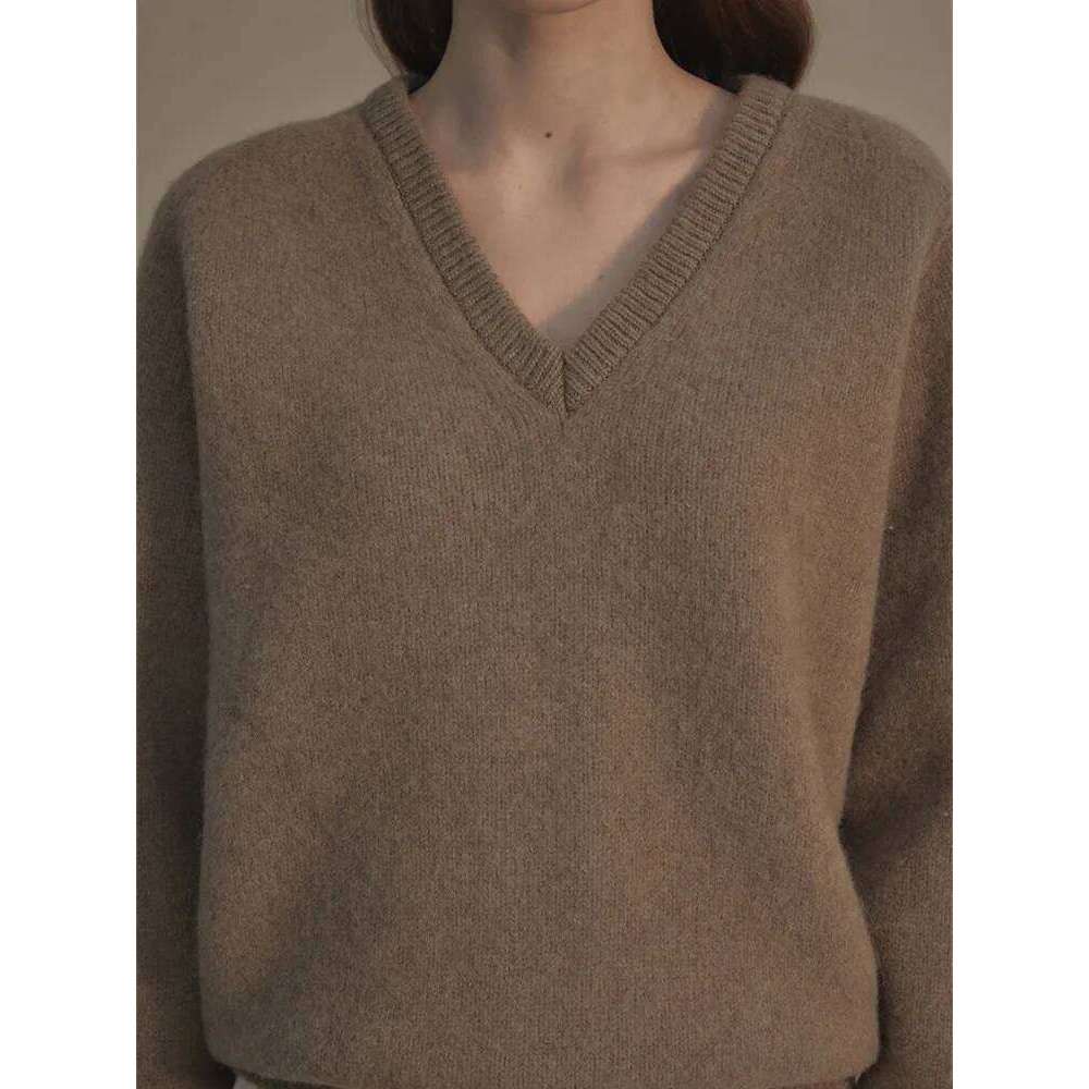 Women Wool Knitted Sweater V-Neck Solid Color Female Long Sleeve Jumper Top Knitwear 250818