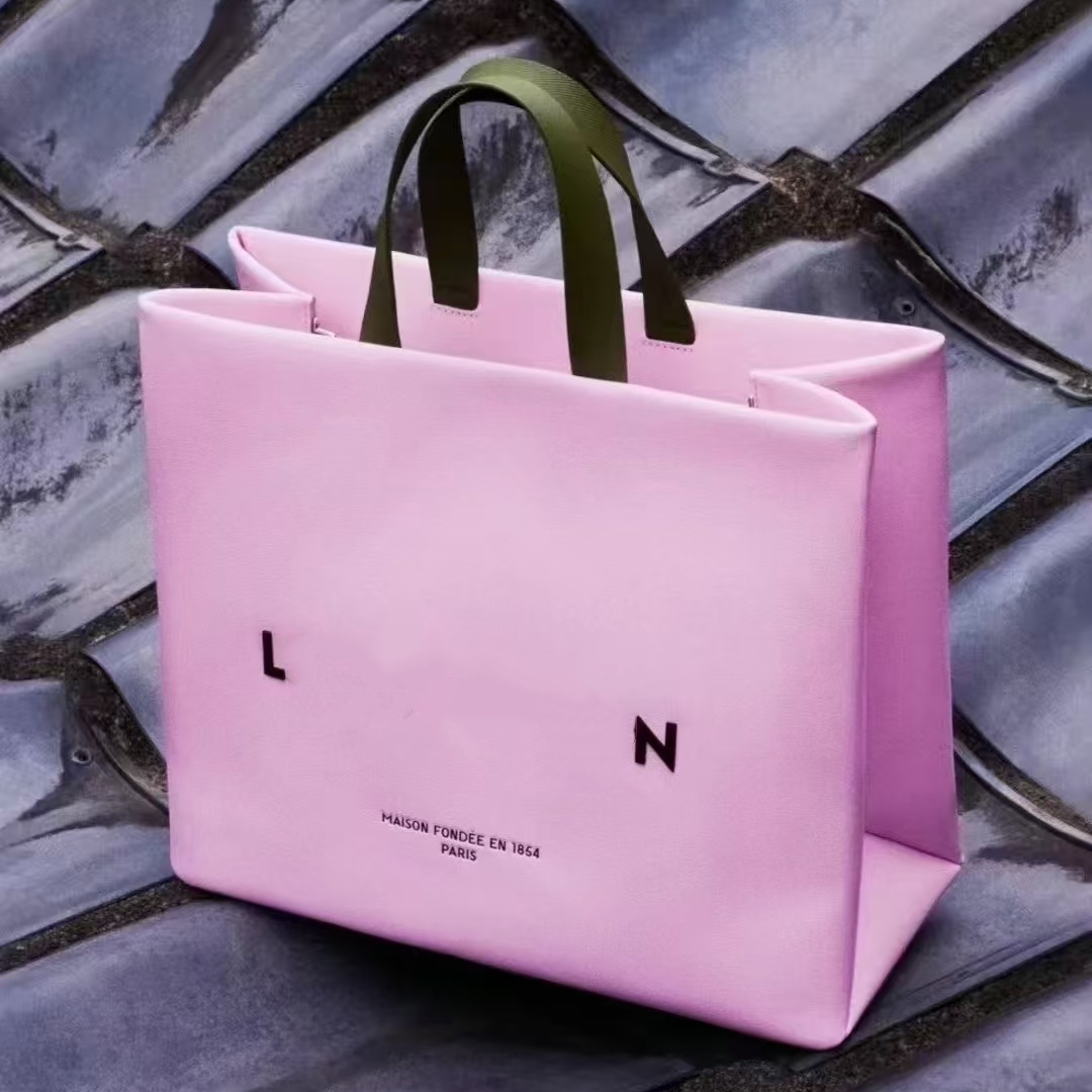 Luxury Diaper pochette Clutch bags Sac Maison shopper Shoulder Bag Pink white 10a Designer handbag Womens mens Crossbody Leather bag straps Top hand