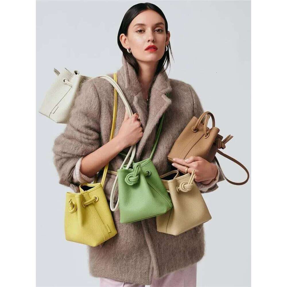 Designer Luxury Genuine Leather Bond Bucket Bag Handbags For Women New Niche Designer Chic Versatile Shoulder Bags Stylish Purses