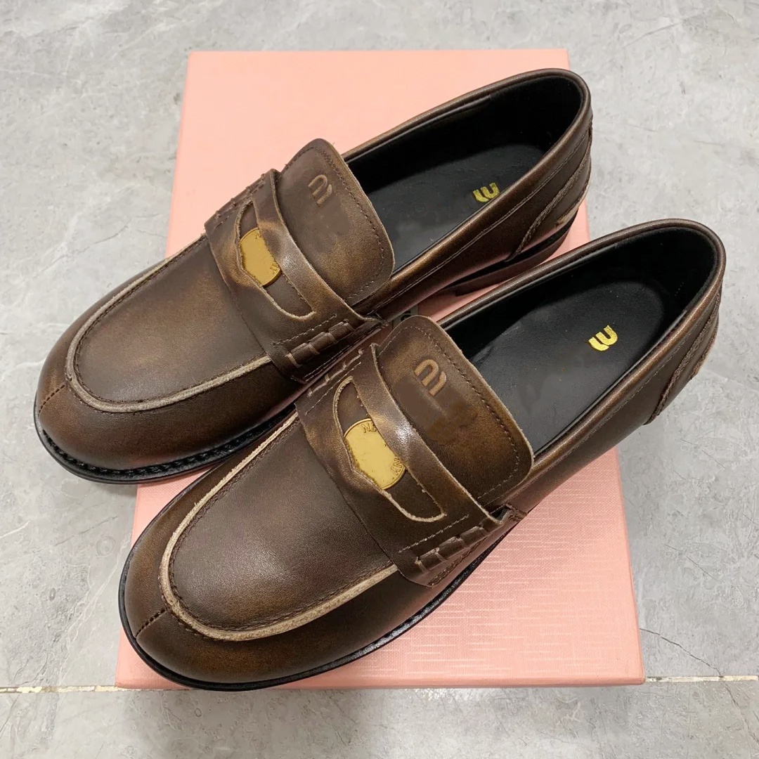 Womens golden leather Loafers platform Shoe Designer Sneaker wed Dress Shoe Luxury Business Casual Shoe 10a blazer walk Chunky outdoor rubber sole w