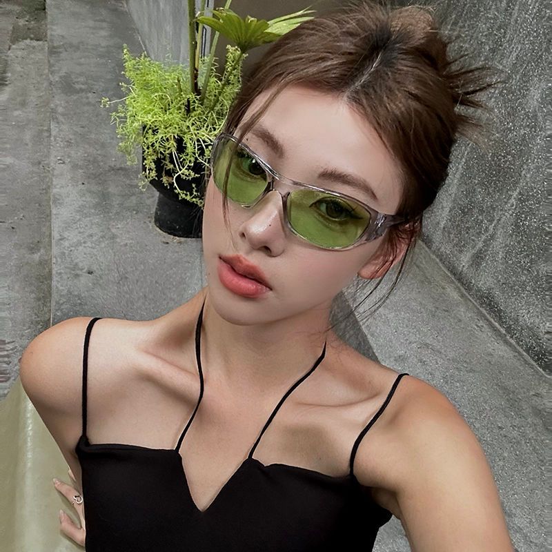 mode luxe de luxe Lunettes de chat pour chats petits jambes à jambe de haut niveau polygones tendance rue Street fête des femmes mincelles