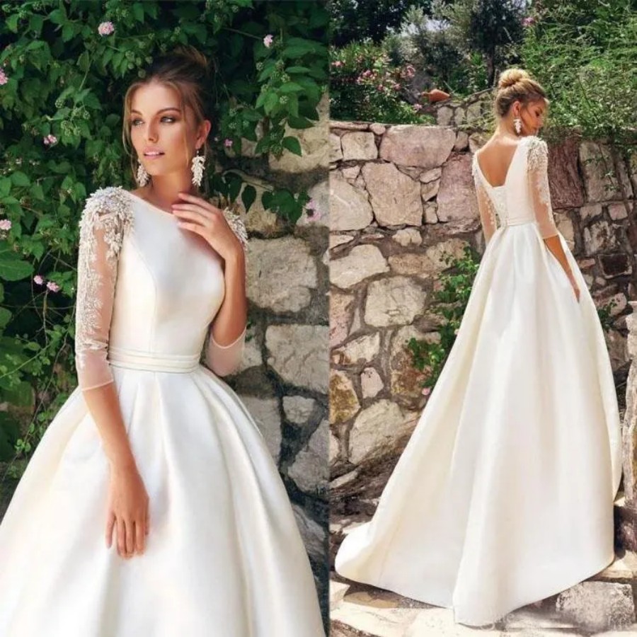 legant Satin Boho Wedding Dresses Lace Appliques A Line Bohemian Long Sleeve Bridal Gowns Jewel Neck Plus Size Beach Wedding Dress