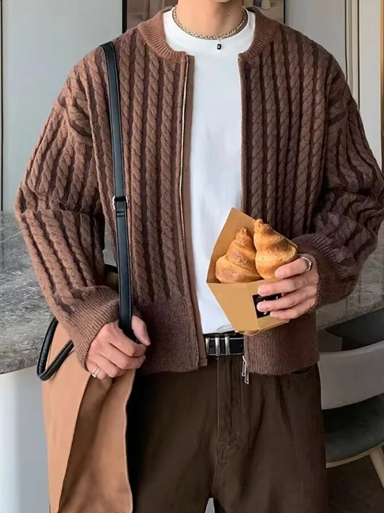 Casual Slim Fit Knit Cardigan Tops Men Fashionable Zipper Sweatercoats Fall Vintage Crochet Knitting Sweater Mens Coats 250801