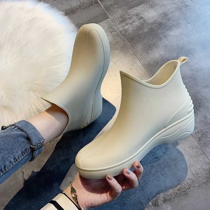 5 Rain Shoes for Women Platform Ankle Rain Boots Ladies Rubber Shoes Outdoor Waterproof Walking Booties New Working Boots XJ250818