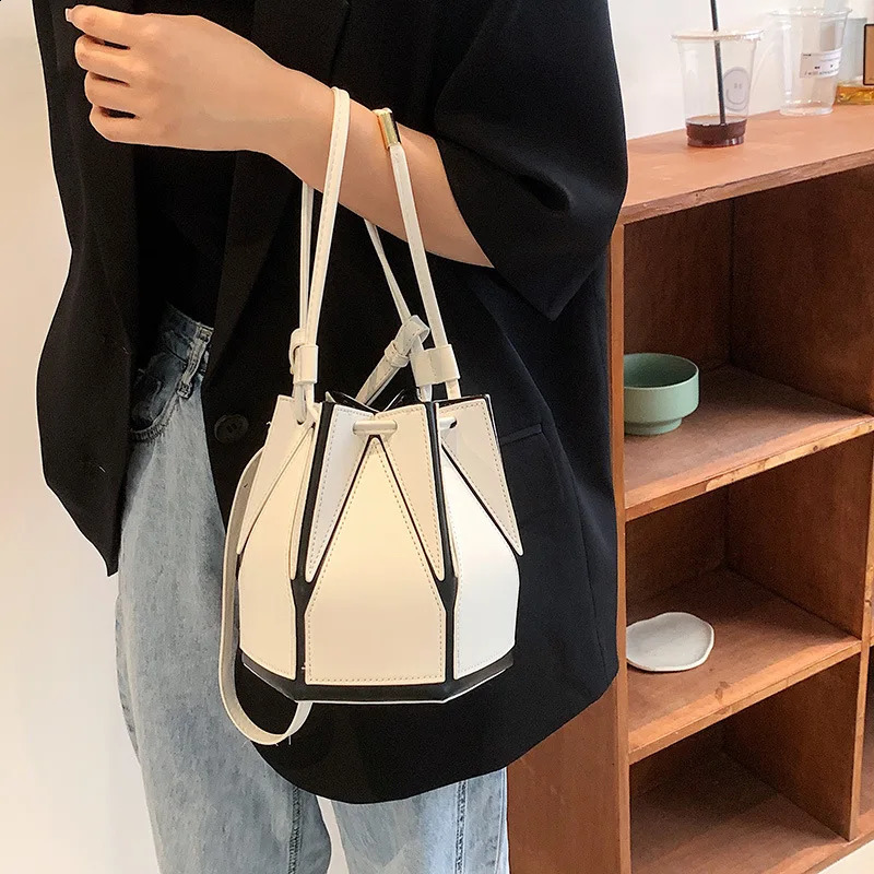 Folding n Bucket Bag Fashion WomenS Crossbody Large Capacity Shoulder Casual Drawstring HandHeld 250815