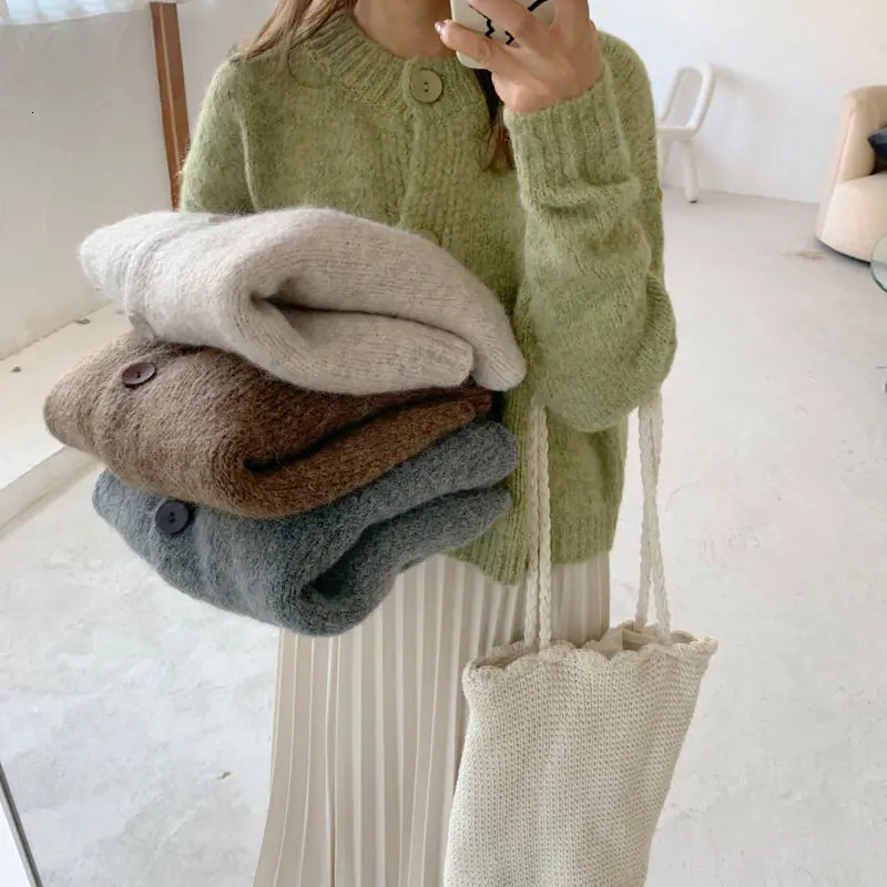 Womens Knit Cardigan Autumn Winter Loose Fit Vintage Japanese Style Short Coat Thick Warm Sweater 250818