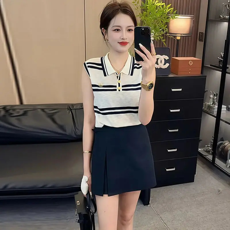 Femmes vêtements de mode d'été bouton décontracté de couleur rayée bloquant collier de polo féminin allmatch apparaît le débardeur sans manches f