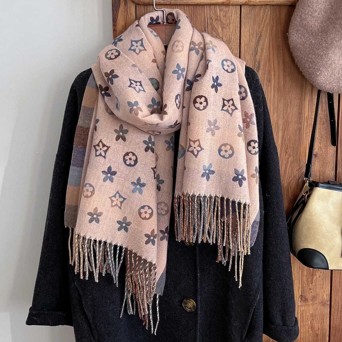 Womens Stylish National Pattern Faux Cashmere Infinity Scarf Winter Warm Two-Sided Thick Floral Print Cozy Shawl L250818