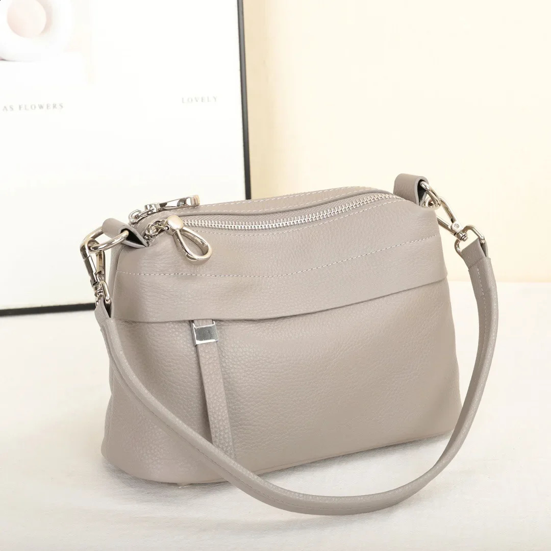 Head Layer Cowhide Leather Womens Shoulder Crossbody Bag Large Capacity Multi Compartment Handbag Casual Practical Armpit 250815
