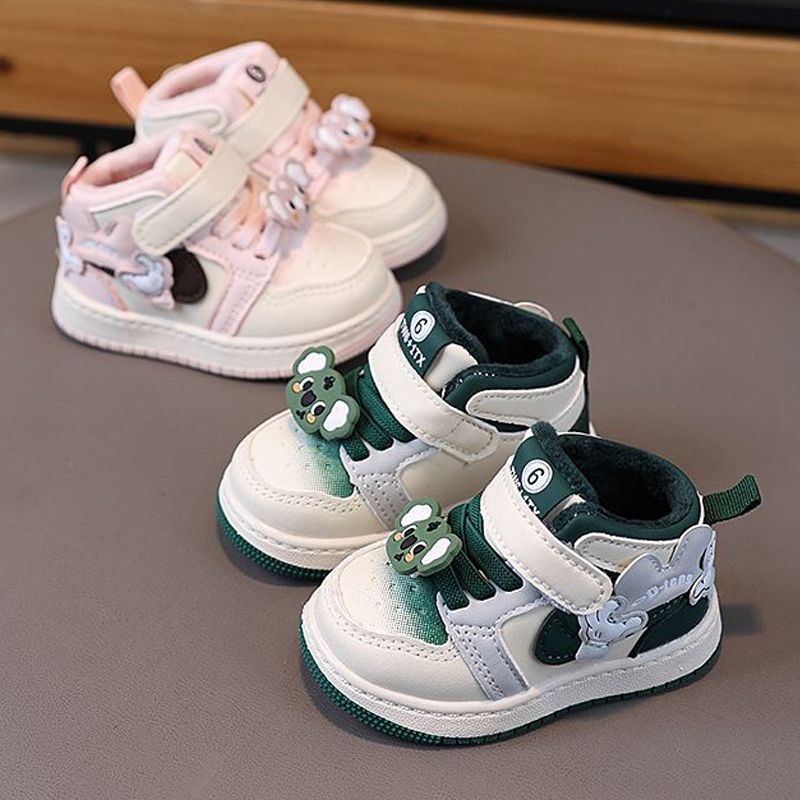 Chaussures pour tout-petits hiverneuses Nouvelles garçons filles chaussures de sport bébé bébé carton de la peluche mignon anti-glissement confor